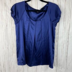 Theory silky blue top size small